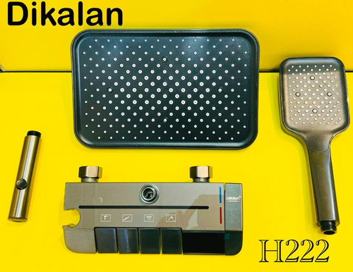نمای نزدیک دوش حمام نمایشگردار دما مدل پیانویی DKL90832 رنگ دودی